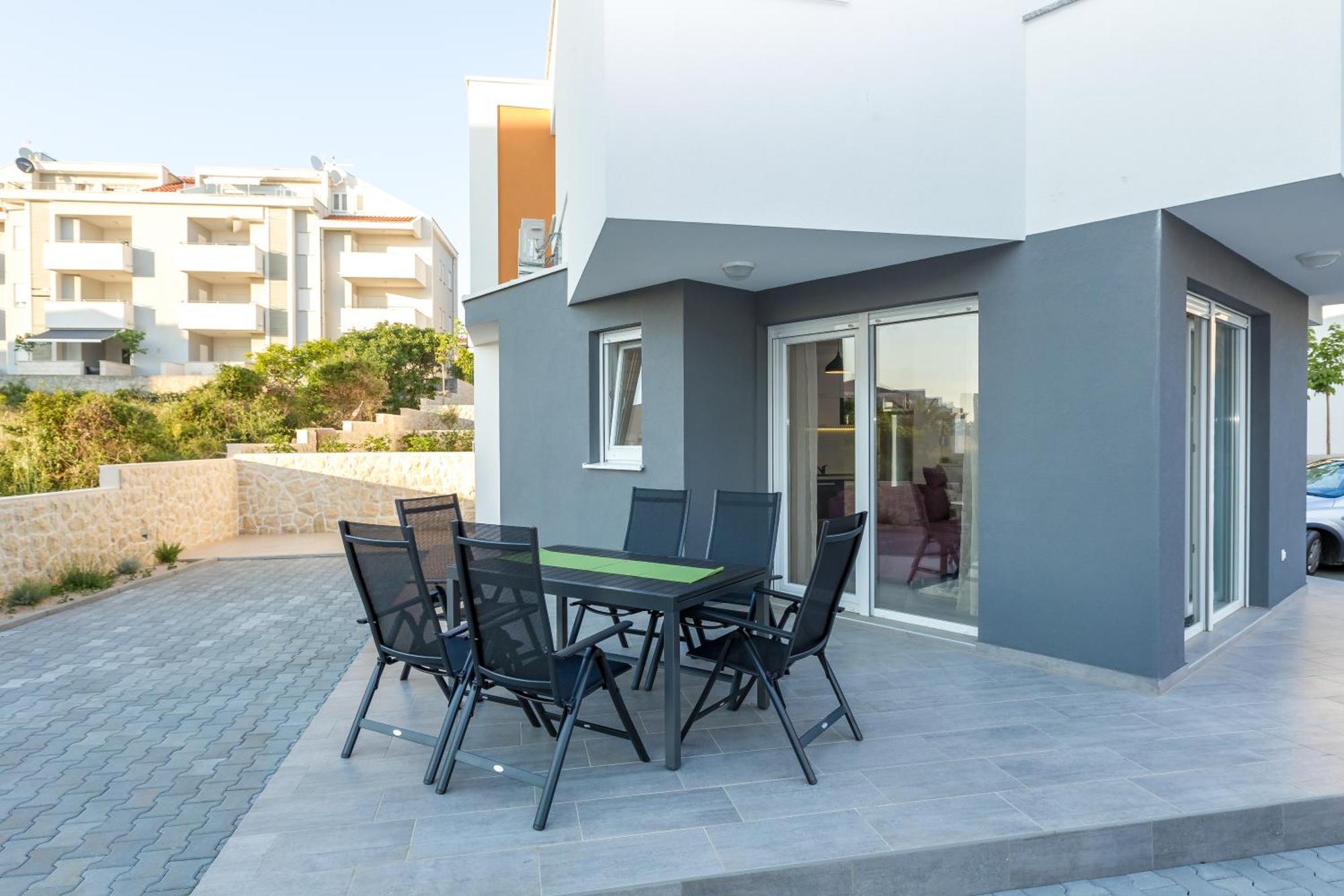 Apartments Tomana Novalja Oda fotoğraf