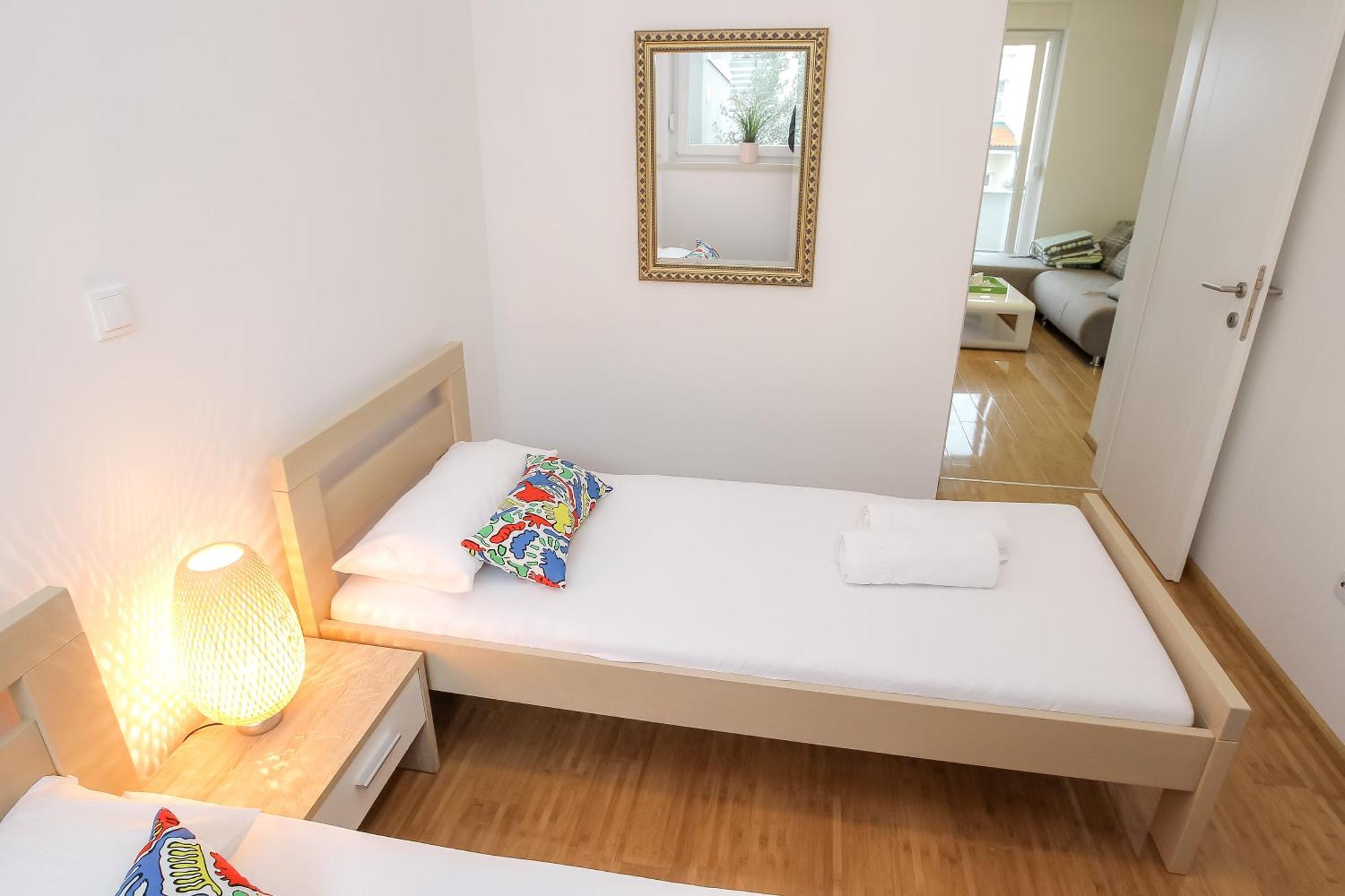 Apartments Tomana Novalja Oda fotoğraf